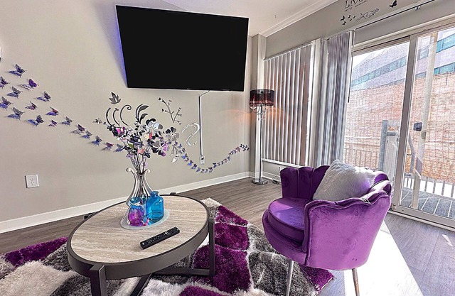 Enjoy ALL STAR WEEKEND 🏀 at our 2 BED 2 BATH 2 STORY LUXURY PENTHOUSE 😎.n