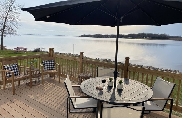 Enjoy Beautiful Sunsets on Lake Reno