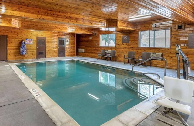 Enjoy convenient, modern amenities in Wheat Ridge