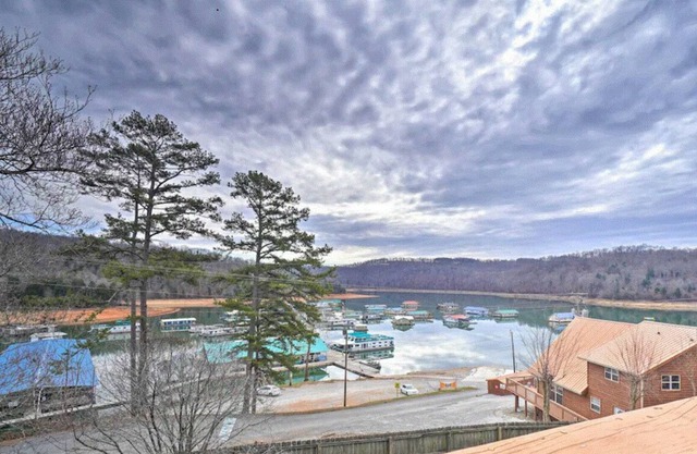 Enjoy the breathtaking views, within walking distance to Flat Hollow Marina!