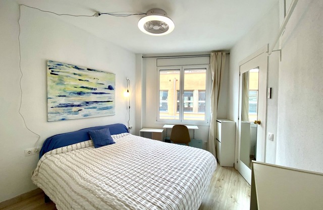 Enjoy the Center. Swimming pool. Gastronomy. WIFI