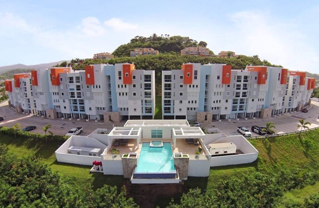 Enjoy the Comfort and the Natural Light Having a Beautiful Experience