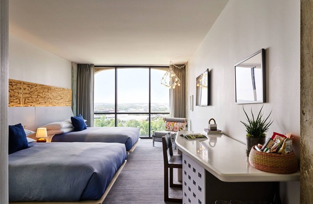 Ensuring a Very Comfortable & Relaxing Stay! 2 Family-friendly Units, Pool