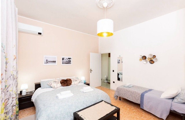 Entire apartment near airport and sea