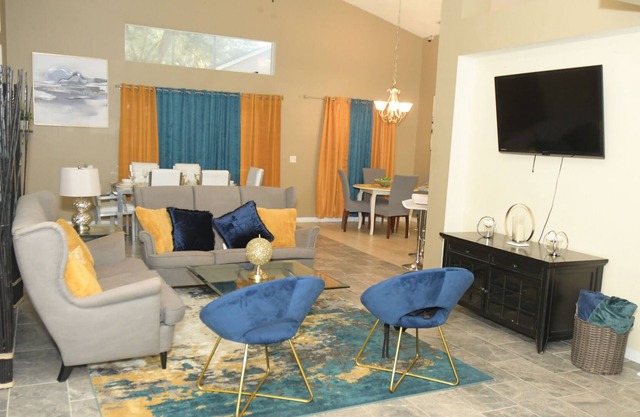 Entire Residential Home. Ocoee Luxury 5BD Home