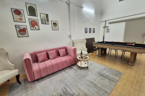 Entire townhouse at Yaek Lam Sali station