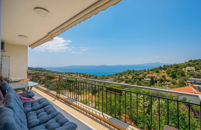 Eretria Seaview Retreat with Balcony & Style