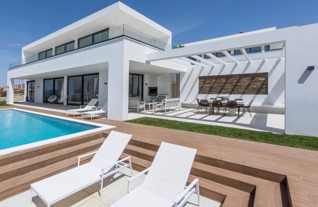 ERICEIRAHILLS- LUXURY VILLA "HOUSE ELISE IN BEAUTIFUL ERICEIRA