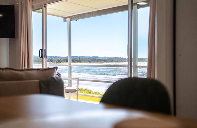 Escape to Salastraf, a stunning 3-bedroom retreat offering breathtaking views of the marine park and