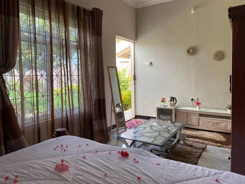 Escargot in Stone Town