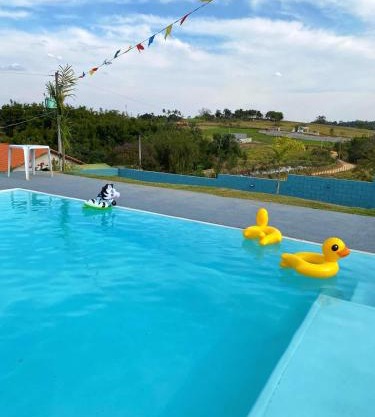 Espaço Mattigor, Chácara mil m2, piscina grande com prainha e vista deslumbrante