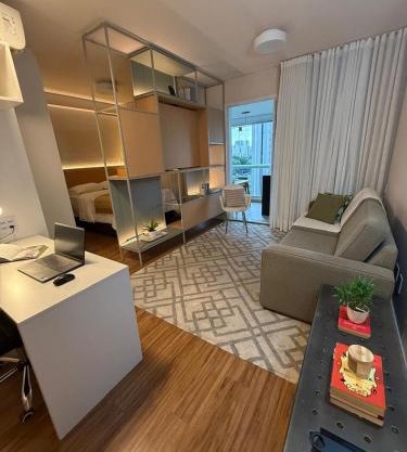 Estúdio amplo e moderno entre V Olimpia e Itaim