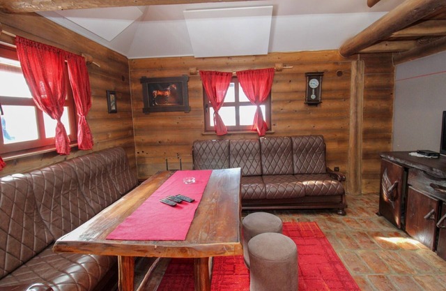 Ethno Village Dolina Mira - Two Bedroom Holiday Home (Trebević)