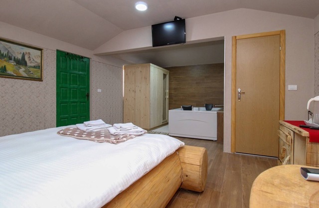 Ethno Village Dolina Mira - One Bedroom Holiday Home (Drina)