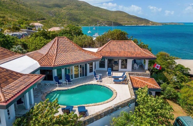 Euphoria in Leverick Bay by Personal Villas - Beautiful Blend of Island at its