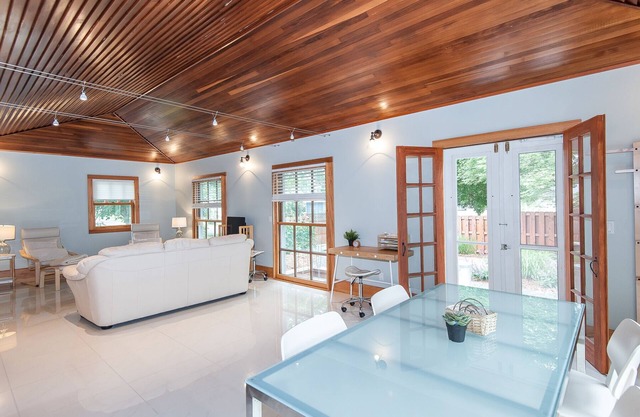 Euro House, Spacious! Near Mayo-Private Home