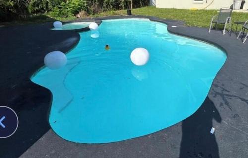 Eustis Pool Retreat!