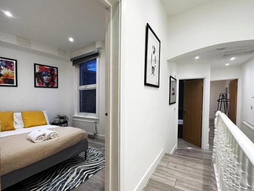 Evelyn's Place hosted by AirOperate