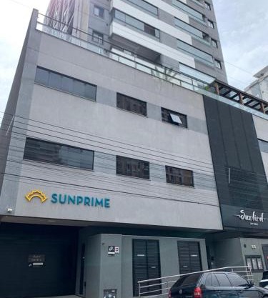 Excelente apto próximo a praia