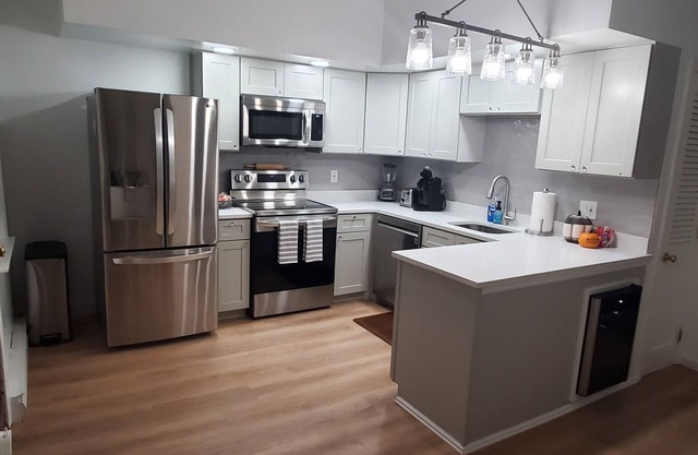 Excellent 2 bedroom condo in South Boston