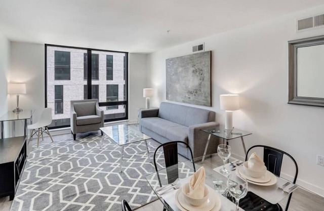 Excellent Reston Location| nr Cafes | nr Dulles Airport