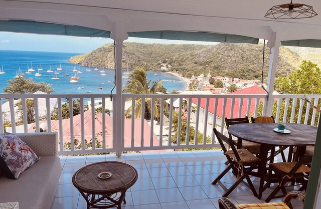 Exceptional T3 sea view apartment, 5 minutes walk from the beach! And jacuzzi
