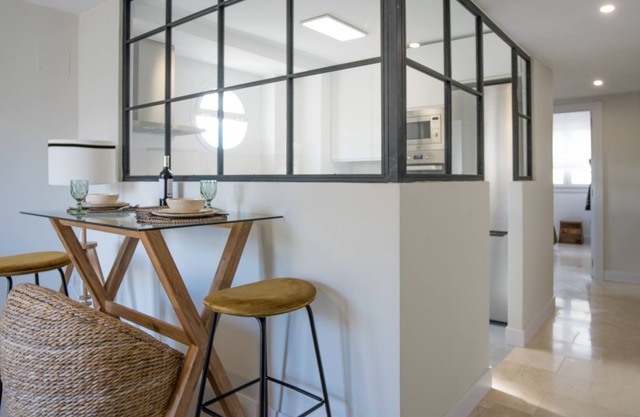 Exclusive apartment with garage next to Avda. de la Palmera