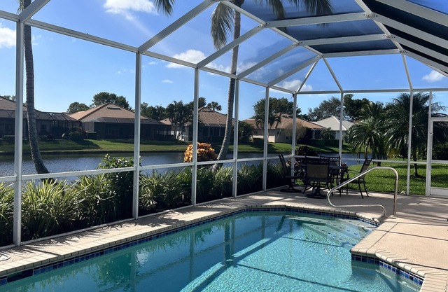 Exclusive Lely Resort House -Private Pool -Sleeps 6