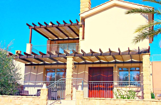 Exclusive Luxury Villa - Private Sandy Beach -Infinity Pool -Hot Tub -Games Room