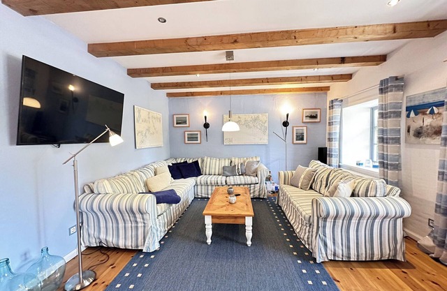 Exclusive villa 'Kleine Flucht' Neuendorf: Luxurious retreat by the Baltic Sea