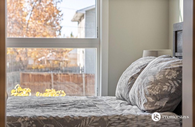 Executive Suite in Inglewood » 2BR » AC » Parking