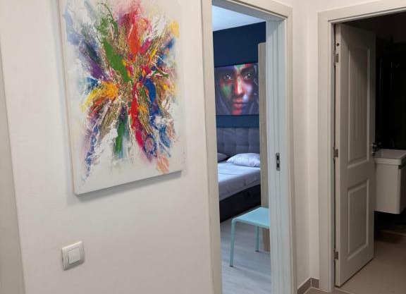 Exigent Plazza Residence - Self Check-In