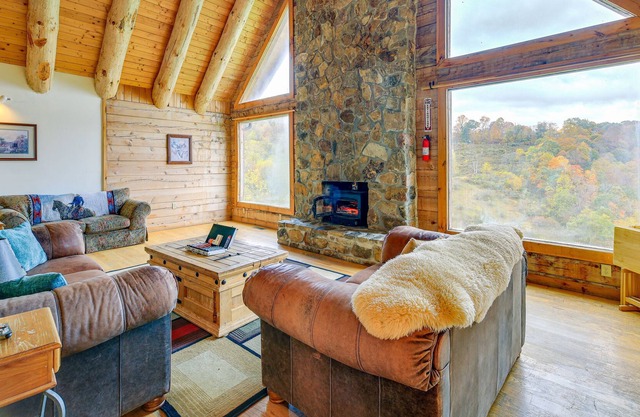 Expansive, Pet-Friendly Ceres Retreat on 120 Acres