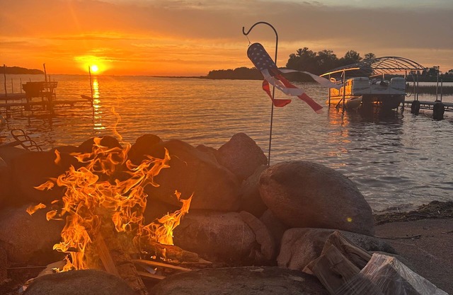 Experience Fall fishing on Lake Mille Lacs!