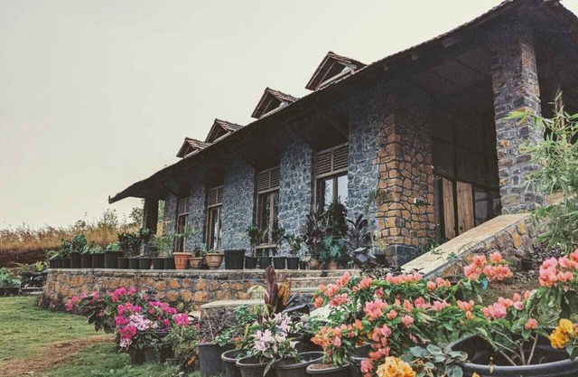 Experience remote stone cottage part of farm stay by the lake amidst raw nature.
