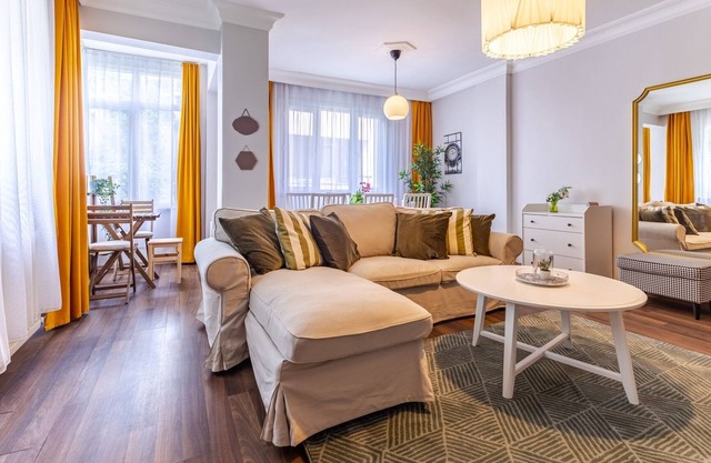 Exquisite Flat Close to Zorlu in Besiktas