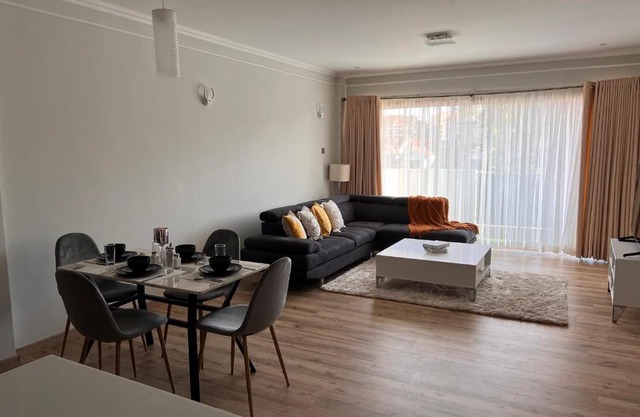 Exquisite Grey Pearl 2Bedroom, Kileleshwa