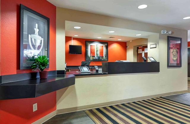 Extended Stay America Suites Chicago Skokie