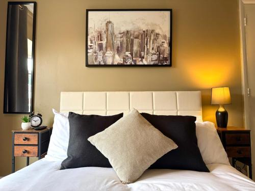 Extended Stay Welcome - Sleeps 5 - Free Parking