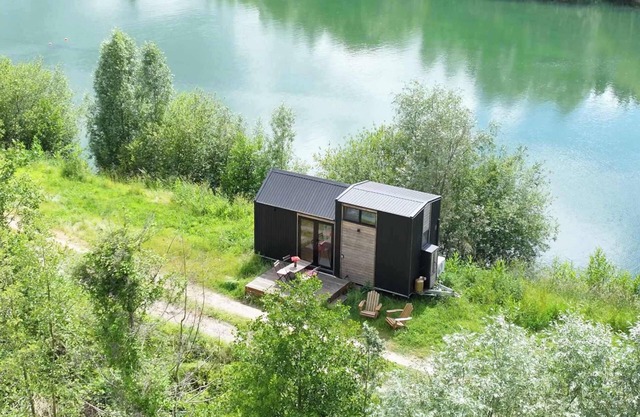 Ezy House 1 by Tiny Away