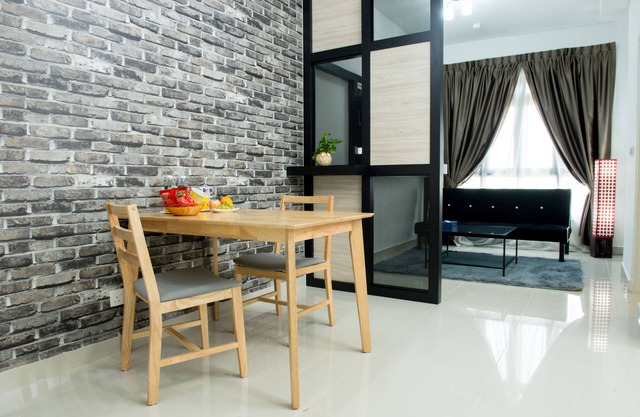 Ezzyhome Medini