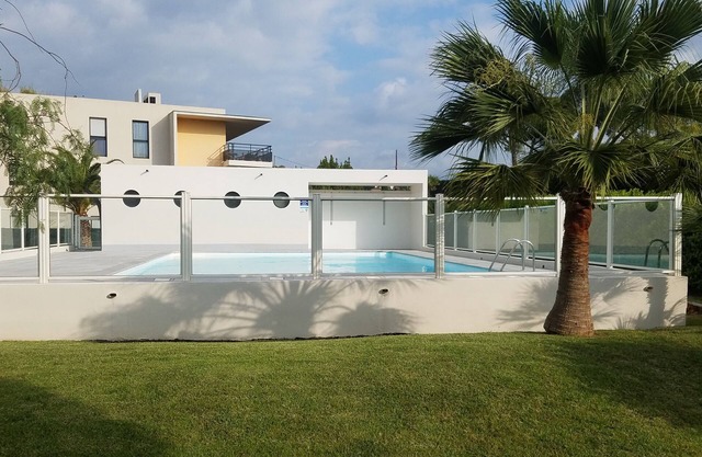 F1 36m2 with terrace and private parking.