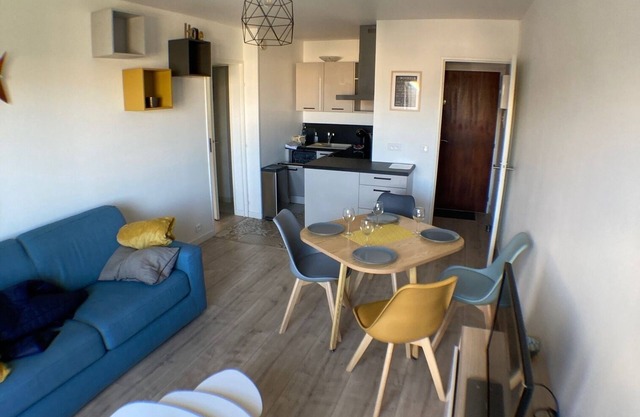 F2 34 m² + 2 VTT 200 m from the sea