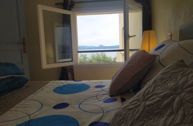 F2 apartments with panoramic sea views