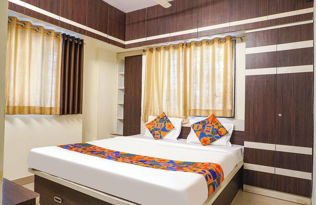 FabExpress The Guest House