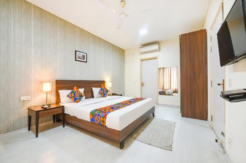 FabHotel Mikado Palace