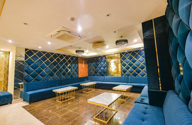 Fabhotel Prime Blest Park