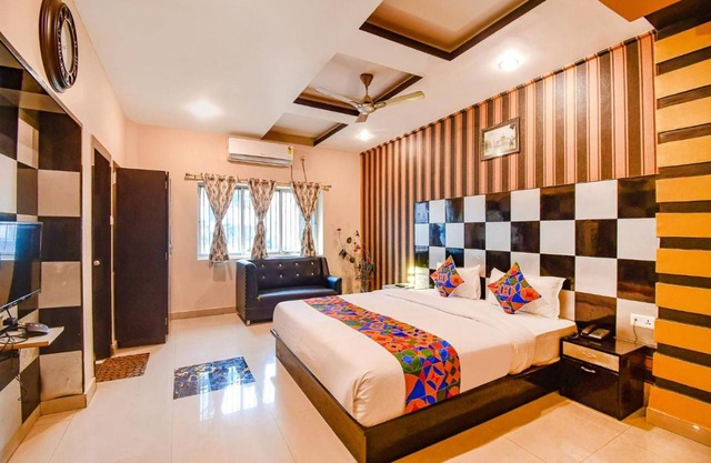 Fabhotel Prime Rockstar Suites