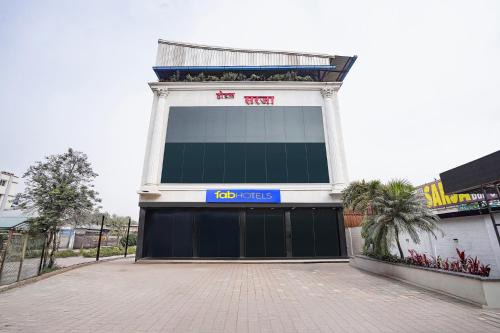 FabHotel Sarja Sky