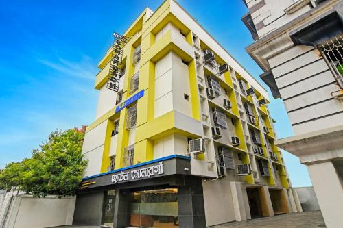 FabHotel Sonargaon - Near park street